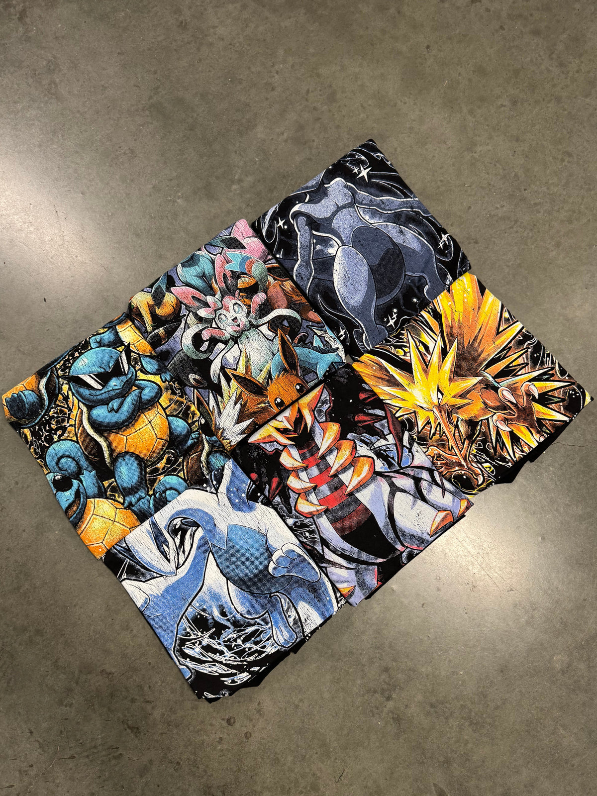 MYSTERY TEE